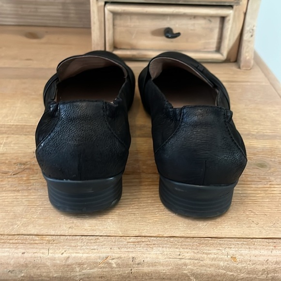 Dansko Karen Loafer Burnished Black Nubuck Leather Bow Ruching Size EU 40 9.5-10 - Picture 4 of 11